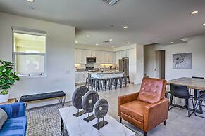 Serene Oasis - Lakeside Living: 6 Mi to Coachella!