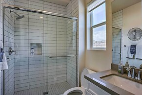 Serene Oasis - Lakeside Living: 6 Mi to Coachella!