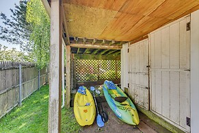 Beautiful Portsmouth Cottage By the Sea w/ Jacuzzi