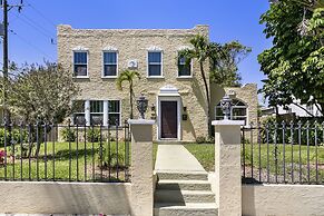 Charming Old Northwood Home ~ 3 Mi to Beach!