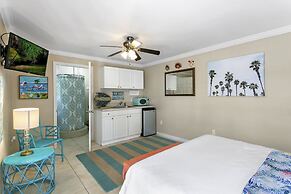 Charming Old Northwood Home ~ 3 Mi to Beach!