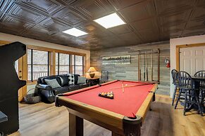 Pet-friendly Gatlinburg Retreat w/ Community Perks