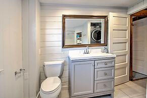 Charming Pine Point Cottage - 2 Blocks to Ocean!