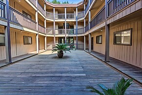 Relax by Pool & Walk to Beach: Hilton Head Condo!