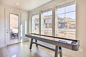 Washington Townhome: Game Room & Community Pool!