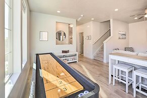 Washington Townhome: Game Room & Community Pool!