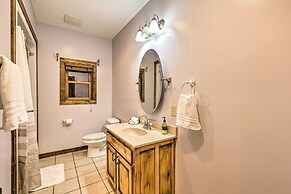 Game Room & Fire Pit: Spacious Elk Park Lodge!