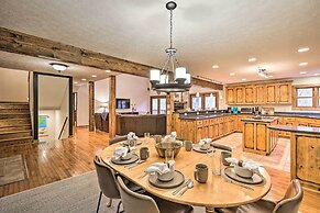Game Room & Fire Pit: Spacious Elk Park Lodge!