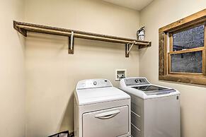 Game Room & Fire Pit: Spacious Elk Park Lodge!