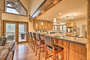 Game Room & Fire Pit: Spacious Elk Park Lodge!