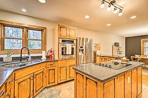 Game Room & Fire Pit: Spacious Elk Park Lodge!