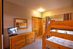 Walk to Ski Lift: Keystone Condo w/ Hot Tub Access