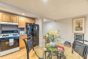 Downtown Grand Haven Apt < 1 Mi to Lake Michigan