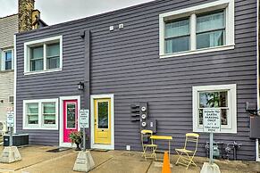 Downtown Grand Haven Apt < 1 Mi to Lake Michigan