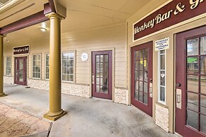 Apt w/ Balconies - Steps to Kemah Boardwalk!