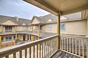 Apt w/ Balconies - Steps to Kemah Boardwalk!