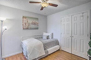 Family-friendly Rowlett Home ~ 23 Mi to Dallas