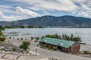 Marvelous Manson Condo, Steps to Lake Chelan Beach