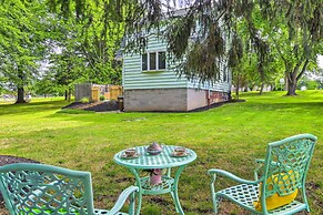 Bright Parma Home w/ Outdoor Space < 10 Mi to Dtwn