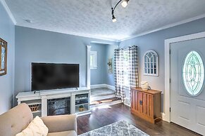 Bright Parma Home w/ Outdoor Space < 10 Mi to Dtwn