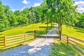 Stylish Franklin Cabin on 6 Private Acres!