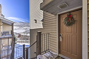 Granby Condo w/ Hot Tub < 1 Mi to Ski Slopes!