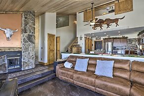 Granby Condo w/ Hot Tub < 1 Mi to Ski Slopes!