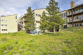 1/2 Mi to Granby Ranch: Condo w/ Private Hot Tub!