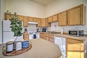 Quaint Anchorage Townhome - 6 Miles to Downtown!