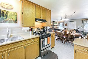 Quiet Pagosa Springs Cabin: Lake & Mountain Views!