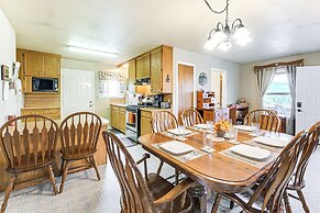 Quiet Pagosa Springs Cabin: Lake & Mountain Views!