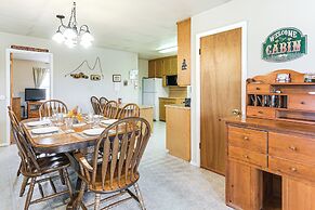 Quiet Pagosa Springs Cabin: Lake & Mountain Views!