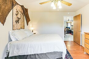 Quiet Pagosa Springs Cabin: Lake & Mountain Views!