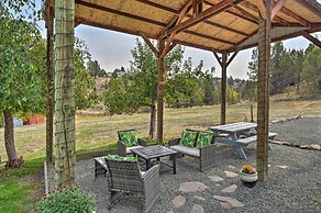 John Day Lakehouse w/ a Great Outdoor Space!