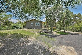 Cozy Cottage < 2 Mi to Cape Hatteras Natl Shore!