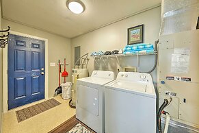 Cozy Cottage < 2 Mi to Cape Hatteras Natl Shore!