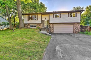 Pet-friendly Michigan Home: 5 Mi to State Park!