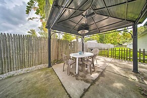 Geneva-on-the-lake Cottage w/ Patio: Walk to Shore