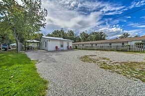 Geneva-on-the-lake Cottage w/ Patio: Walk to Shore