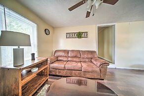 Geneva-on-the-lake Cottage w/ Patio: Walk to Shore