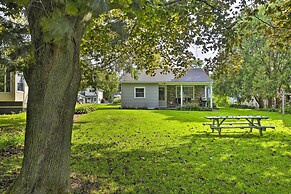 Quiet New York Retreat < 7 Miles to Skiing!