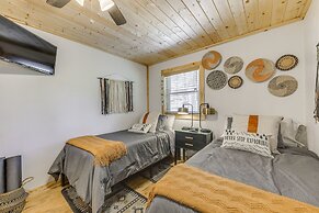 Ruidoso Cabin Rental w/ Hot Tub: Walk to Main!