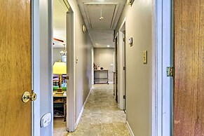 Cozy Home w/ Grill: Walkable Oxford Location