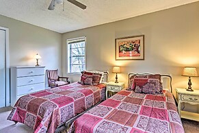 Cozy Home w/ Grill: Walkable Oxford Location