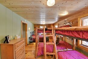 Idyllic Twin Lakes Escape w/ Deck + Fire Pit!