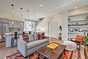 Modern Denver Townhome w/ Rooftop Terrace!