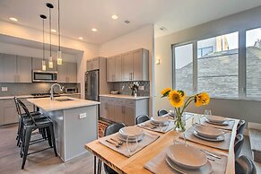 Modern Denver Townhome w/ Rooftop Terrace!