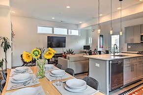 Modern Denver Townhome w/ Rooftop Terrace!