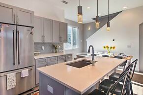 Modern Denver Townhome w/ Rooftop Terrace!