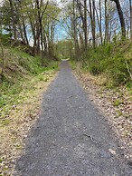 The Millersburg Mountain House Getaway w/ Gazebo!